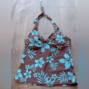 New with tags bathing suit top